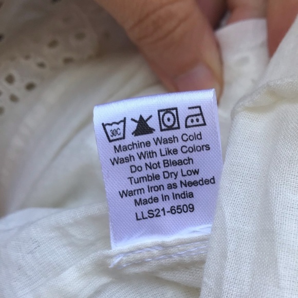 NWT Love the Label Womens Eyelet Ruffle Sleeve Tiered Dress Ecru Medium - Picture 13 of 15